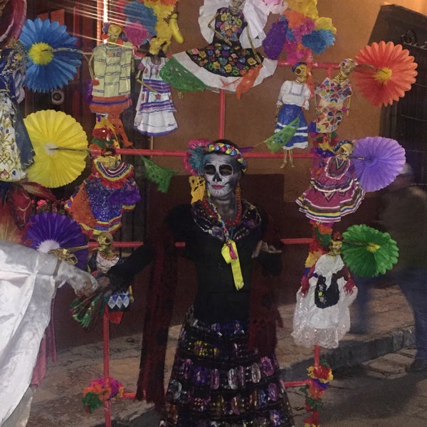 Photo taken at Hank&#39;s San Miguel de Allende by Rocío G. on 11/3/2018