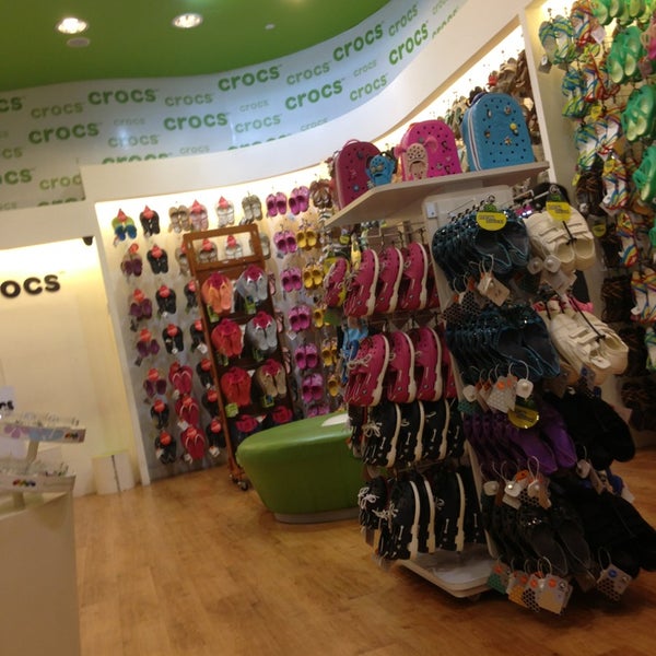 crocs aeon bukit tinggi Online shopping 