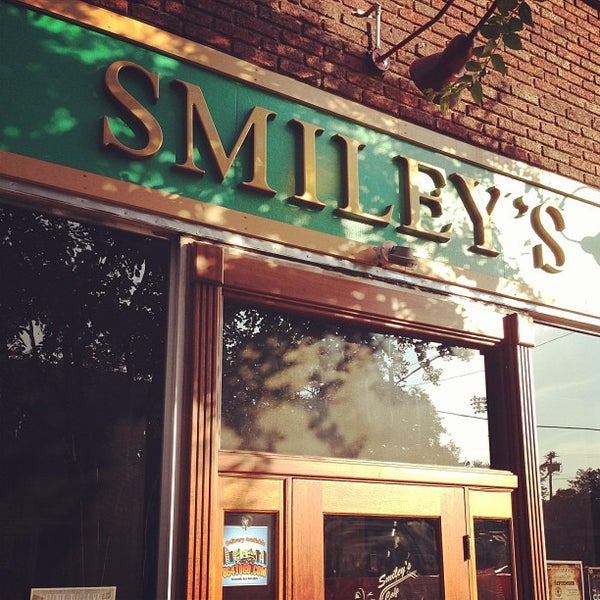 Smiley's Acoustic Cafe 111 Augusta St