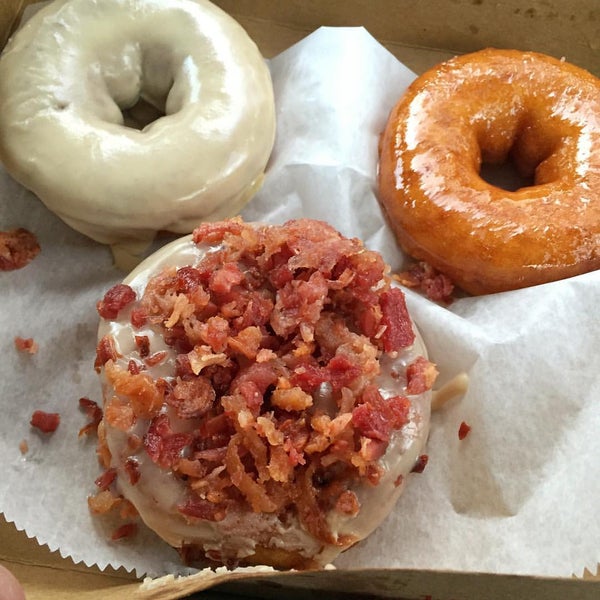 4/4/2016にKaren W.がDuck Donutsで撮った写真