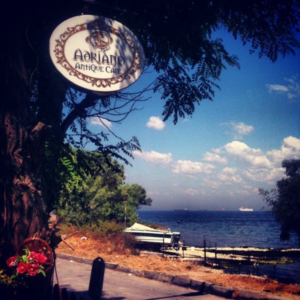 Kahvalti Sonrasi Beklemede Adriano Antique Cafe Shop Facebook