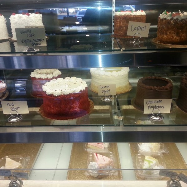 Patisserie Cafe Bakery in Downtown Mooresville