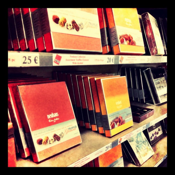 Neuhaus Factory Shop 31 Tips