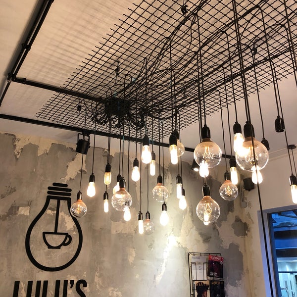Снимок сделан в Lulu&#39;s Coffee &amp; Co. пользователем Waleed 12/9/2018
