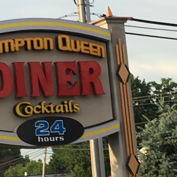 Снимок сделан в Pompton Queen Diner пользователем Jeff L. 6/17/2016