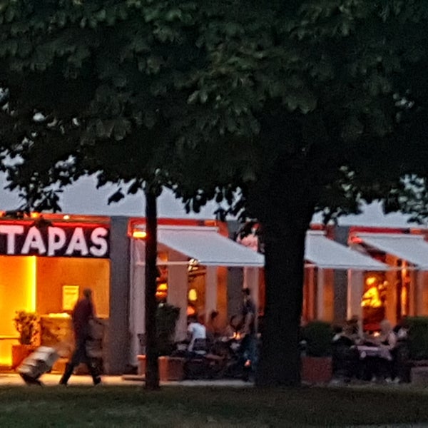 7/21/2017 tarihinde 혜영 금.ziyaretçi tarafından MIURA Tapas-Bar &amp; Restaurant'de çekilen fotoğraf