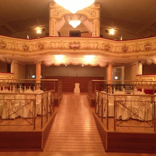 Photo prise au Суриковъ HALL par Лера С. le11/12/2012