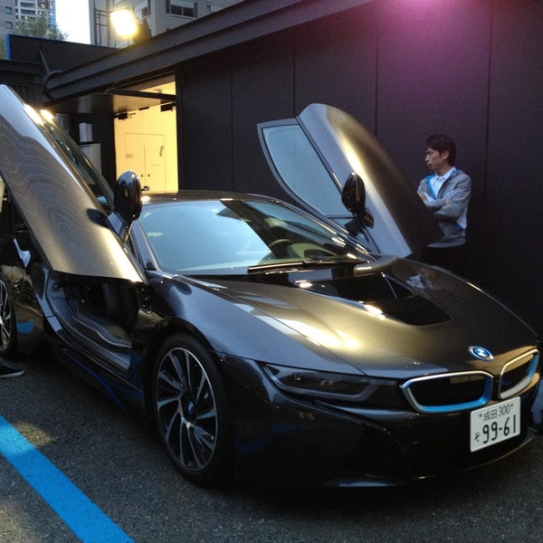 BMW i8 ресторатора
