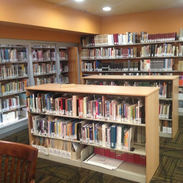 Photo taken at Mesa County Libraries by David N. on 6/20/2013