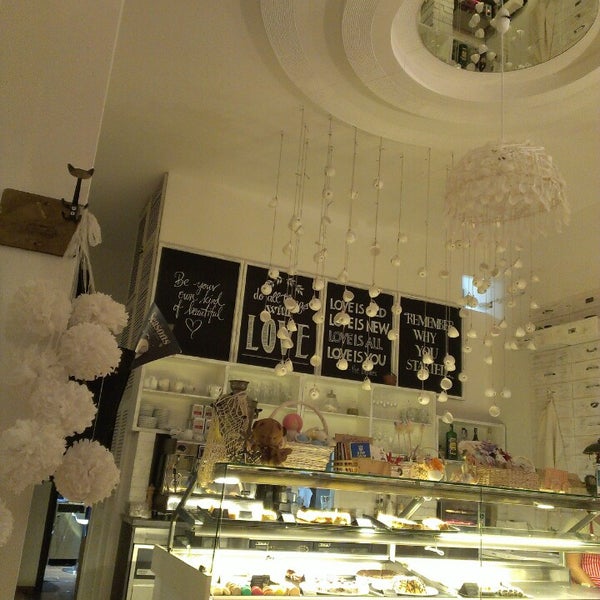 10/10/2014にKatrin R.がСамое доброе кафеで撮った写真