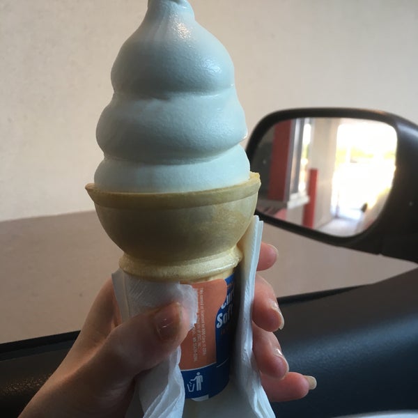 Dairy Queen Ice Cream Parlor in Austin