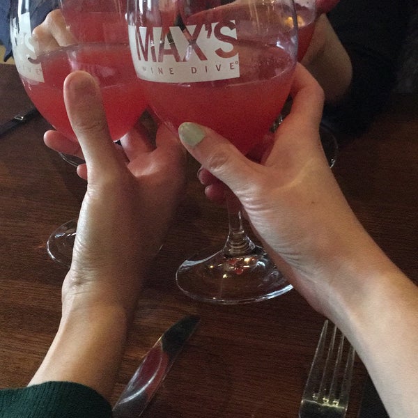 MAX's Wine Dive Southern Food Restaurant in Houston