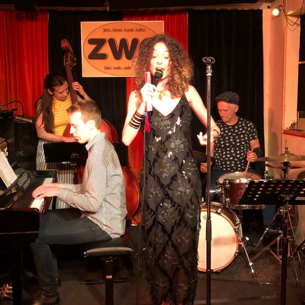 Jetzt im ZWE dasLady Lili QuartettStraight Ahead Jazz und Jazzstandard stehen am Programm.https://www.zwe.cc/2019/06/08/lady-lili-quartett/