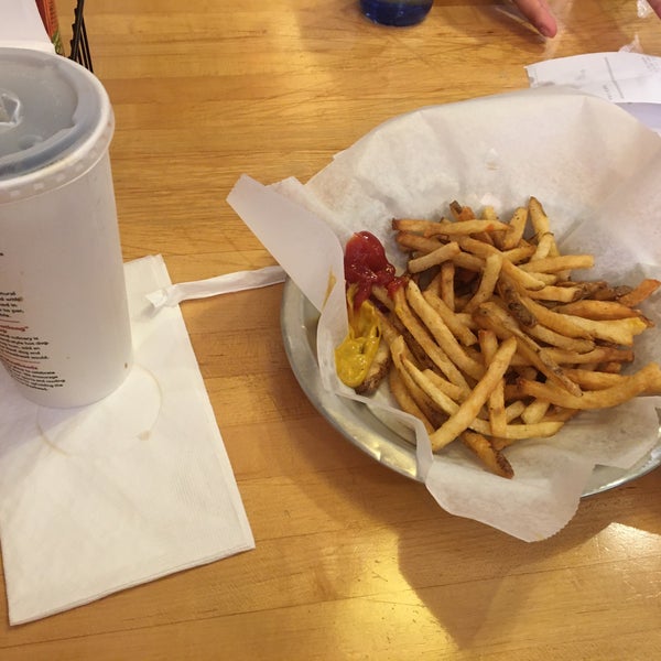 Meatheads Burgers & Fries - Burger Joint