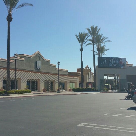 Photo taken at Lake Elsinore Outlets by Alicia B. on 2/29/2016