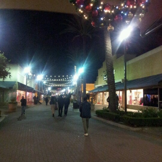 Has the best outlet shopping available and right off the freeway!