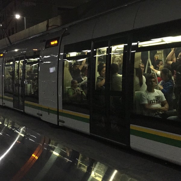 Tranvía Ayacucho Parada Pabellón del Agua EPM Medellín, Antioquia