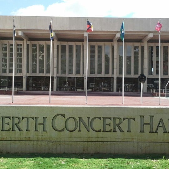 Foto diambil di Perth Concert Hall oleh Stas K. pada 1/15/2014