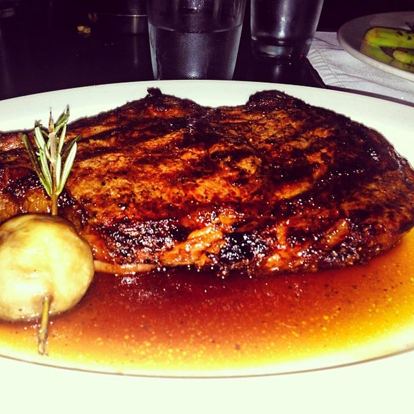 Photo taken at N9NE Steakhouse Las Vegas by ChiefHava on 7/16/2013