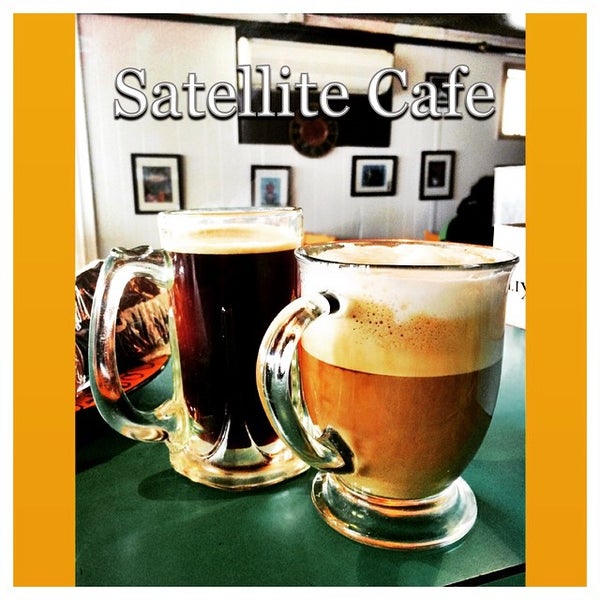 4/27/2015にEka P.がSatellite Coffee Shopで撮った写真