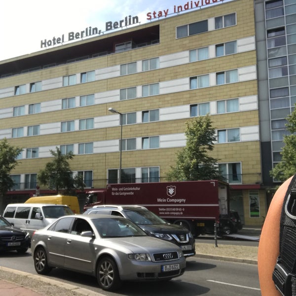 Das Foto wurde bei Hotel Berlin, Berlin von Moudar Z. am 7/18/2018 aufgenommen