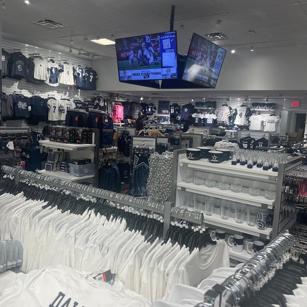 Dallas cowboys pro shop best sale galleria