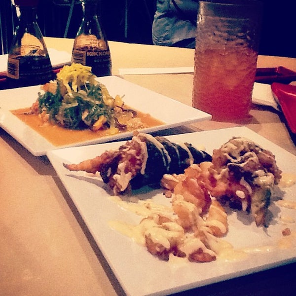 Photo taken at Hello Sushi by guss v. on 12/27/2012