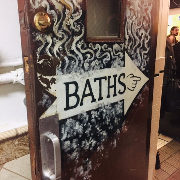 12/28/2018 tarihinde Jade K.ziyaretçi tarafından Russian &amp; Turkish Baths'de çekilen fotoğraf