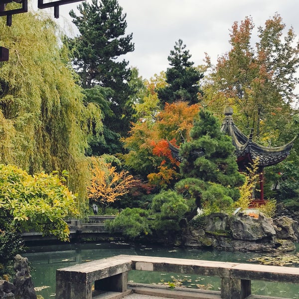 Photo taken at Dr. Sun Yat-Sen Classical Chinese Garden by Jade K. on 10/14/2019