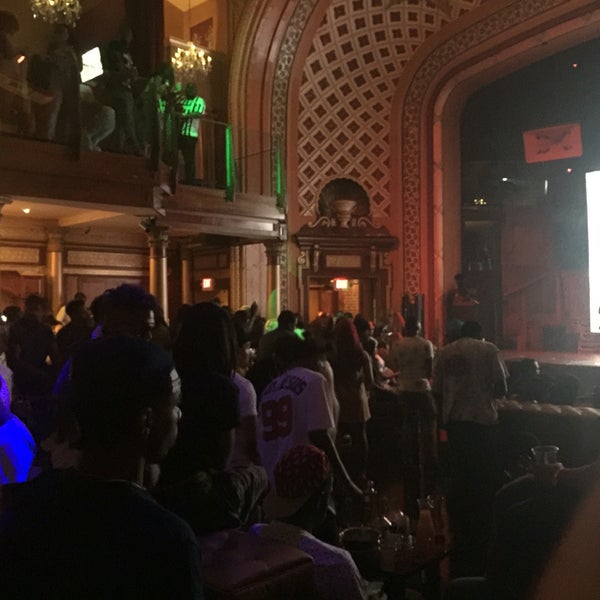 6/20/2016にVince B.がOpera Nightclubで撮った写真