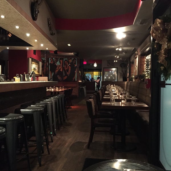 Photo taken at Darryl&#39;s Corner Bar &amp; Kitchen by Sarah C. on 12/19/2015