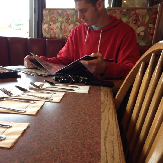 Photo taken at Shari&#39;s Cafe and Pies by Jordan V. on 10/28/2012