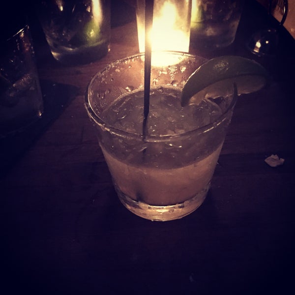 2/25/2015にJessica W.がTrophy Barで撮った写真
