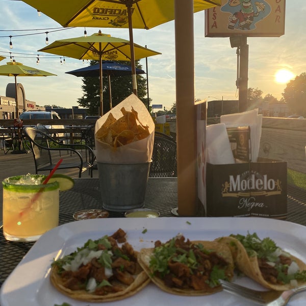 Taco Grill Salsa Bar 26 tips