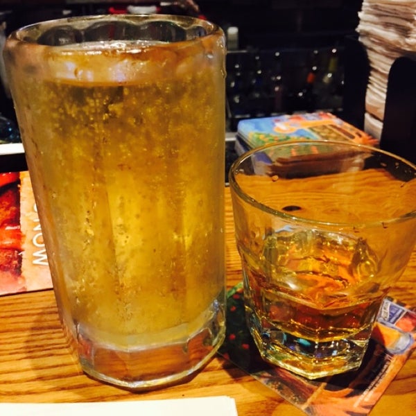 Photo taken at Chili&#39;s Grill &amp; Bar by Kyle W. on 10/17/2014