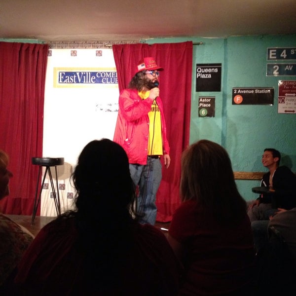 Das Foto wurde bei Eastville Comedy Club von Ryan H. am 5/18/2013 aufgenommen