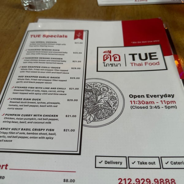 Foto scattata a TUE Thai Food da Shawn B. il 8/24/2023