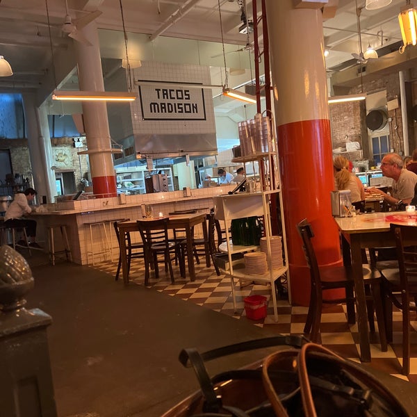5/18/2022 tarihinde Shawn B.ziyaretçi tarafından Tacombi Café El Presidente'de çekilen fotoğraf