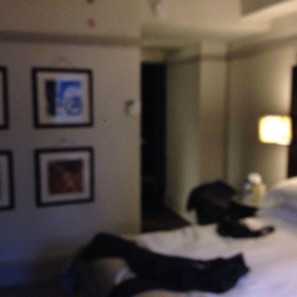 Das Foto wurde bei Westhouse Hotel New York von Bri🎓n am 1/16/2016 aufgenommen