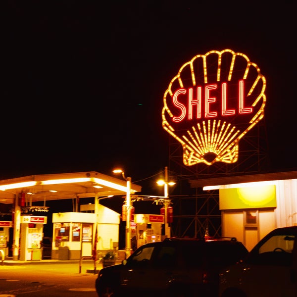 Shell Gas Station in Cambridge
