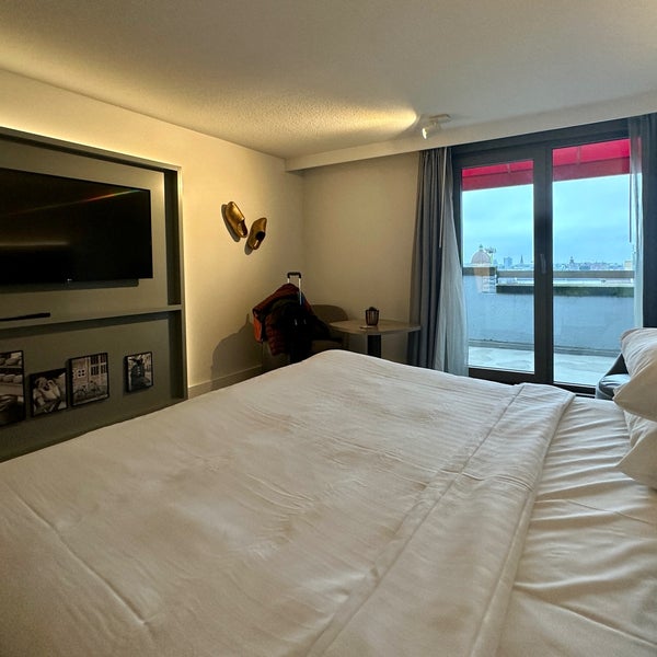 รูปภาพถ่ายที่ Amsterdam Marriott Hotel โดย UNOlker เมื่อ 2/17/2023
