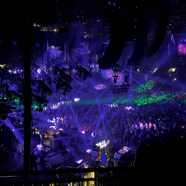 รูปภาพถ่ายที่ MGM Grand Garden Arena โดย UNOlker เมื่อ 10/29/2021