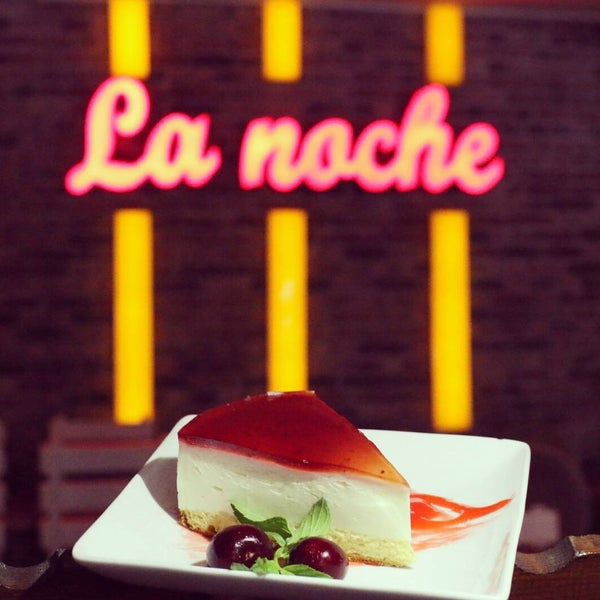 7/15/2015 tarihinde La Noche Gastropubziyaretçi tarafından La Noche'de çekilen fotoğraf
