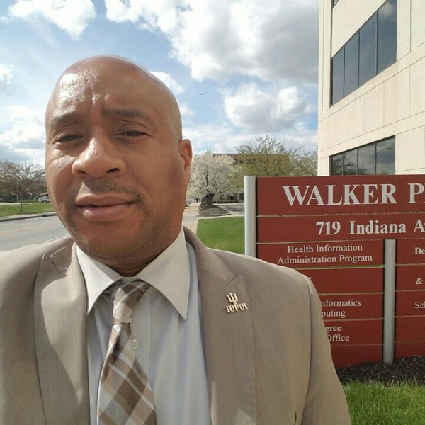 Walker Plaza Downtown Indianapolis 0 tips