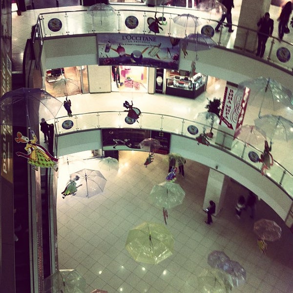 Кировск мурманская область аэропорт. Торговый центр континент донецк. Ташкент улица эльбек река. Трк донецк. Магазин обуви кемерово.