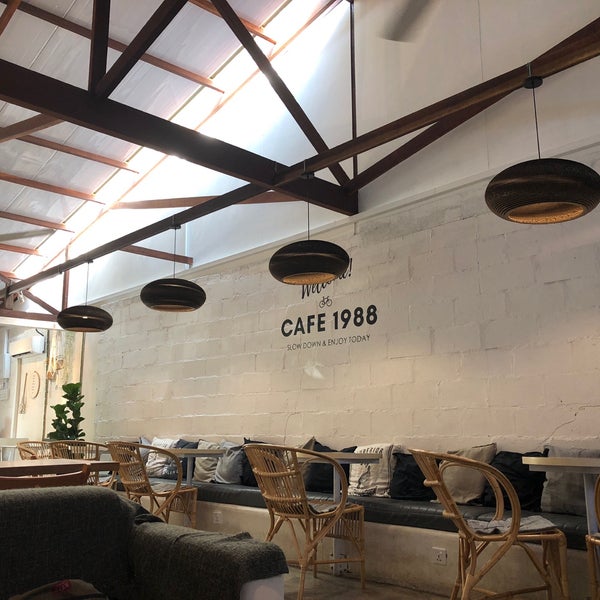 Foto tirada no(a) Cafe 1988 por Claris W. em 3/9/2019