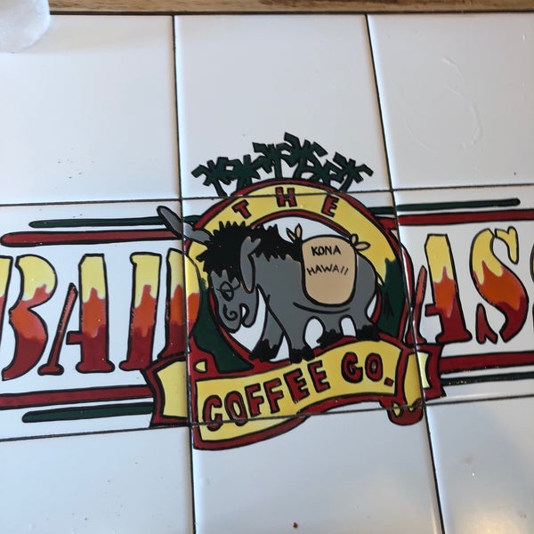 Foto tirada no(a) Bad Ass Coffee of Hawaii por Tamara P. em 9/1/2018