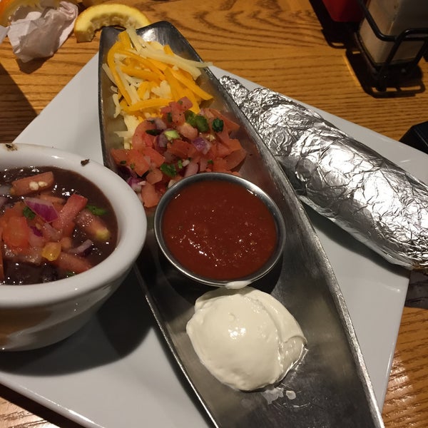 Photo taken at Chili&#39;s Grill &amp; Bar by Dylan A. on 12/11/2017