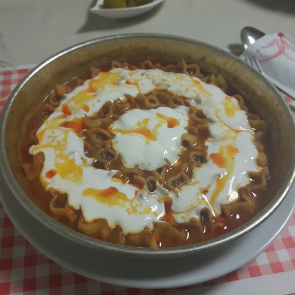 Foto tirada no(a) Gurme Mantı&amp;Kahvaltı por Çağla S. em 2/11/2017
