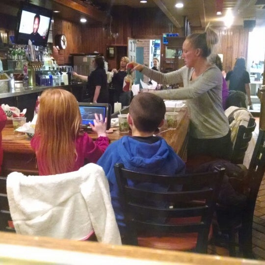 Photo taken at Chili&#39;s Grill &amp; Bar by Brian B. on 3/9/2014